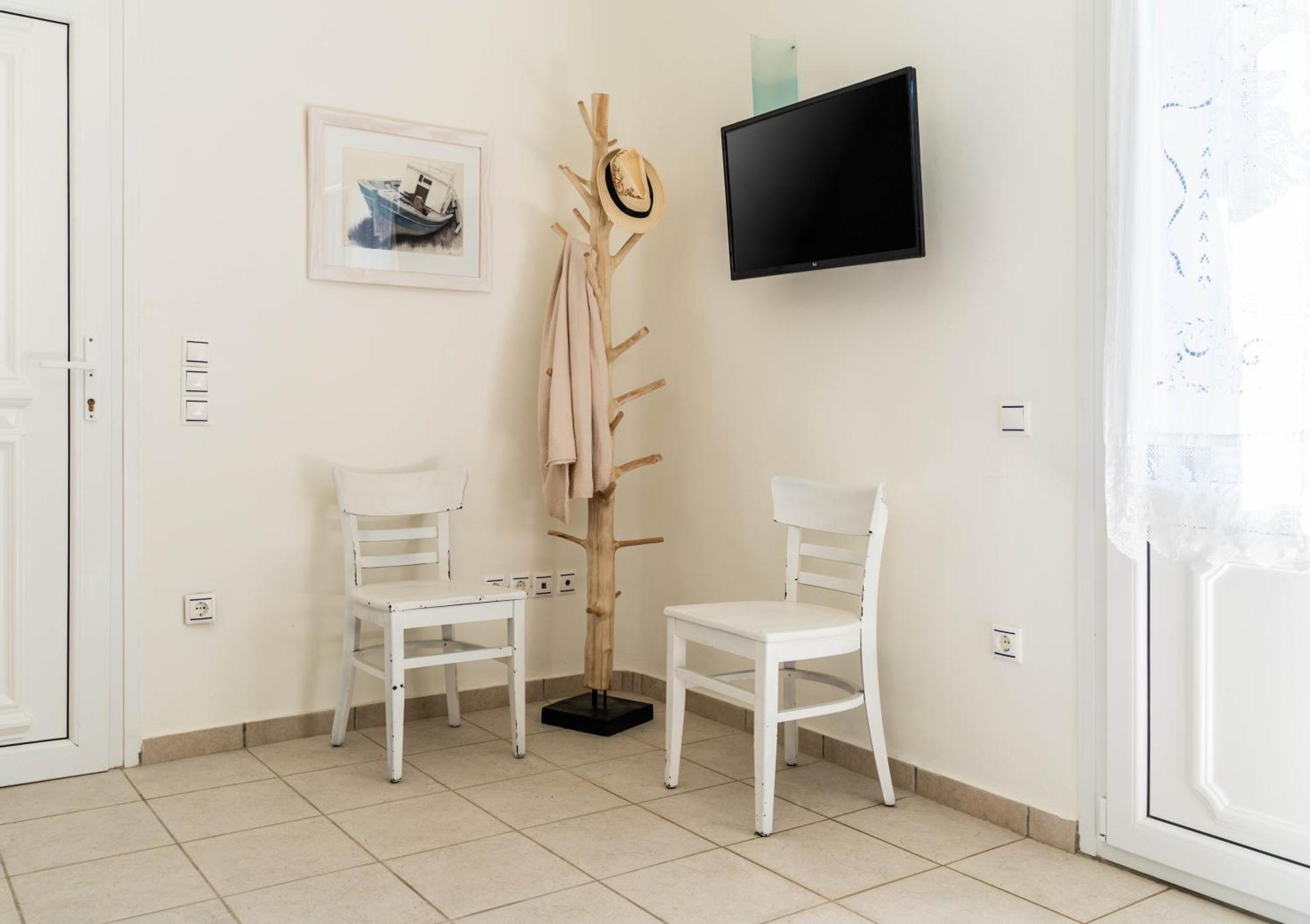 Makani Suites Ano Mera Bagian luar foto
